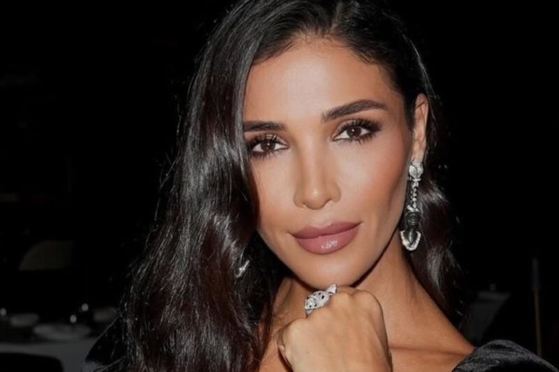 «10 років з РХП»: Дімопулос показала себе із проблемною шкірою та зайвою вагою